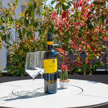 Life With Free Parking Apartment Pula