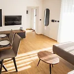 Life Modern With Terraces Near Arena - Free Parking - Walk To Center * Pula