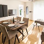 Apartment Life Modern With Terraces Near Arena - Free Parking - Walk To Center Pula