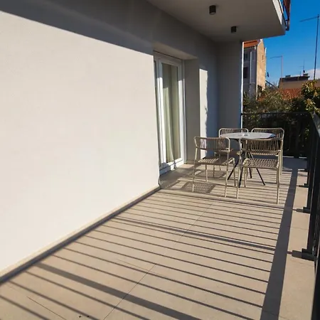 Διαμέρισμα Life Modern With Terraces Near Arena - Free Parking - Walk To Center *