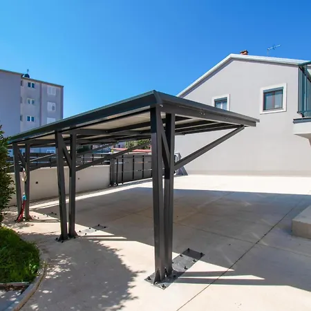 Life Modern With Terraces Near Arena - Free Parking - Walk To Center * Πούλα