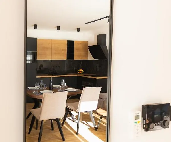 Life Modern With Terraces Near Arena - Free Parking - Walk To Center Apartment Pula