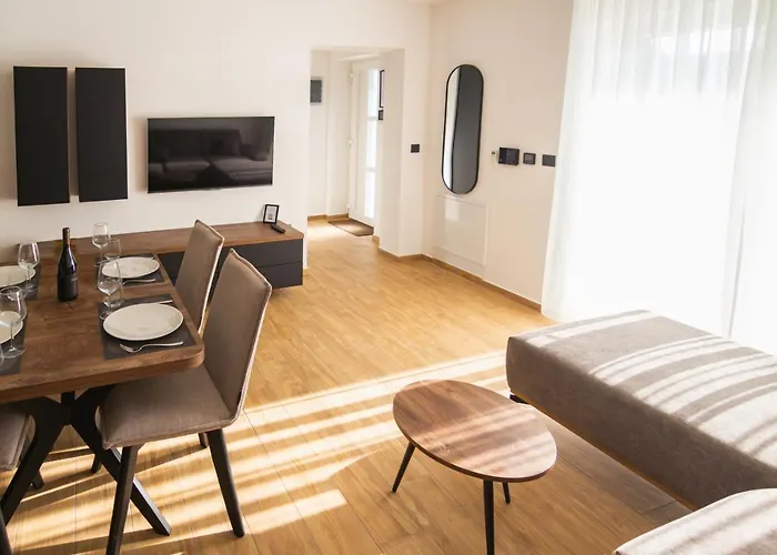 Life Modern With Terraces Near Arena - Free Parking - Walk To Center * Pula