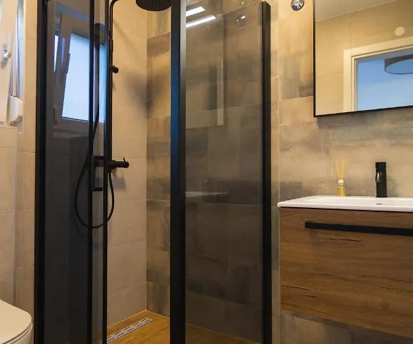 Life Modern With Terraces Near Arena - Free Parking - Walk To Center * Pula