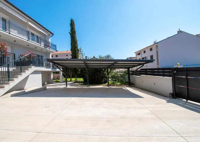 Life Modern With Terraces Near Arena - Free Parking - Walk To Center