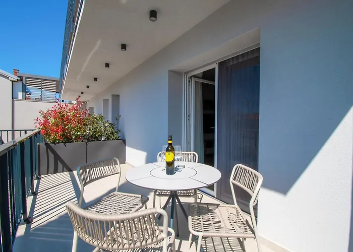 Apartment Life Modern With Terraces Near Arena - Free Parking - Walk To Center Pula