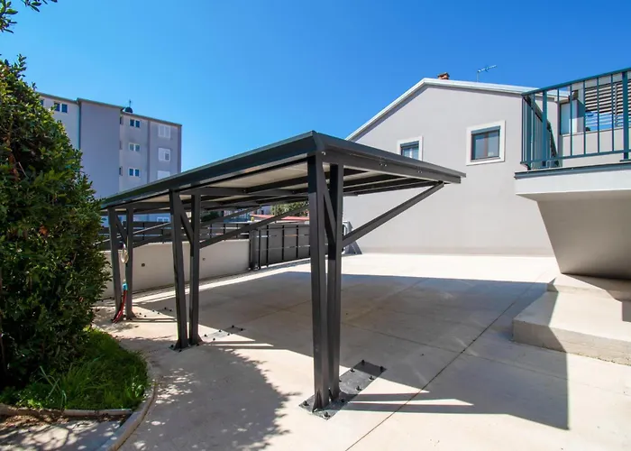 Life Modern With Terraces Near Arena - Free Parking - Walk To Center * Pula