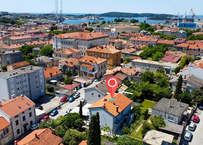 Life Modern With Terraces Near Arena - Free Parking - Walk To Center Apartment